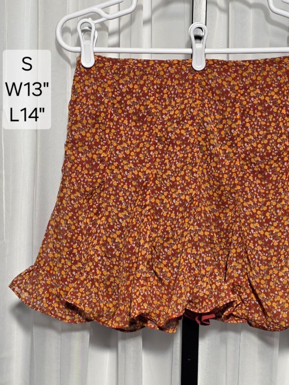NWT Dress Forum Los Angeles Rust Ditsy Floral Ruffle Mini Skirt Women's S
